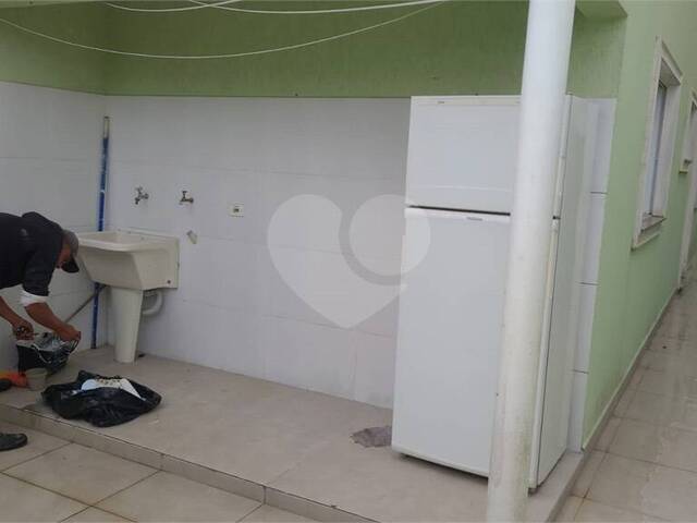 Casa para Venda em Arujá - 4