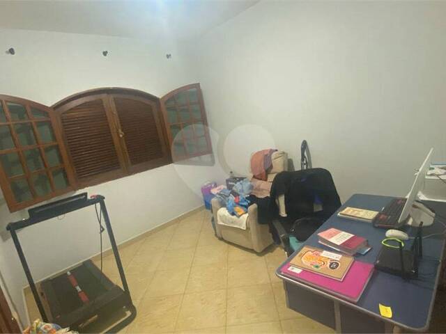 #REO1095586 - Sobrado para Venda em Itaquaquecetuba - SP