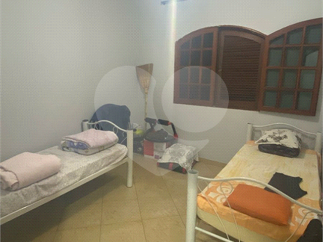 Sobrado para Venda em Itaquaquecetuba - 4