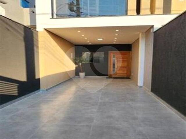 #REO1095759 - Casa em condomínio para Venda em São Paulo - SP