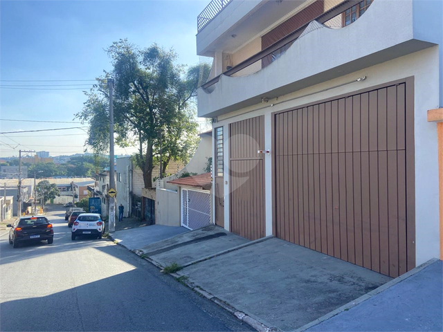 Sobrado para Venda em Poá - 2