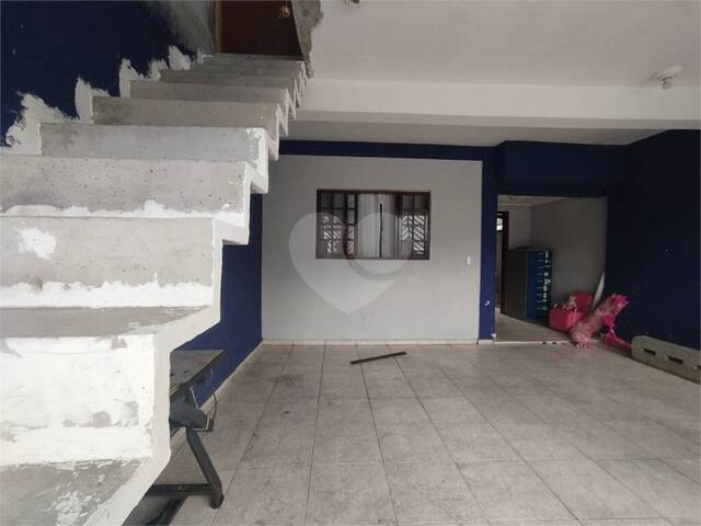 Sobrado para Venda em Poá - 3