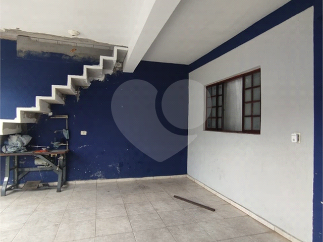 Sobrado para Venda em Poá - 4