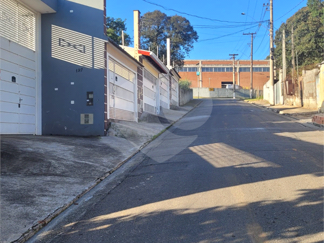 #REO1093813 - Casa para Venda em Arujá - SP