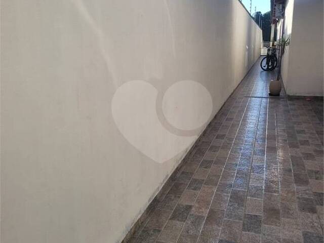 Casa para Venda em Arujá - 5