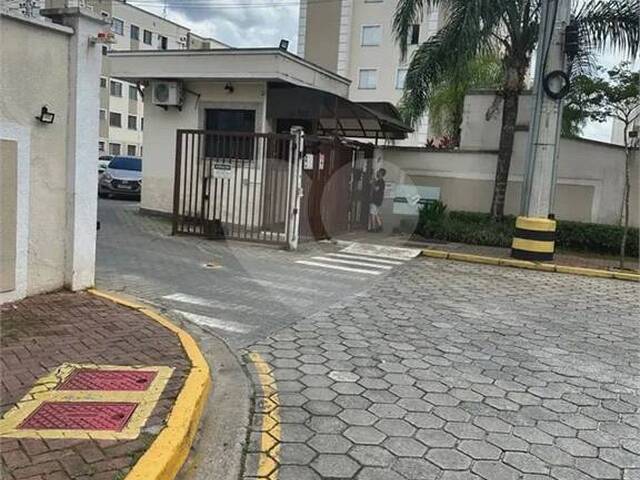 Venda em Loteamento Mogilar - Mogi das Cruzes