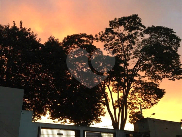 #REO1088618 - Casa em condomínio para Venda em Poá - SP