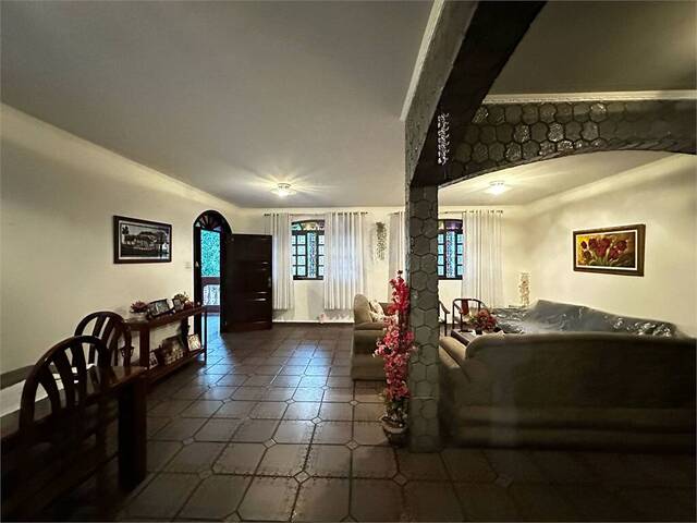 Sobrado para Venda em Poá - 2