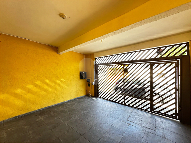 Sobrado para Venda em Suzano - 3