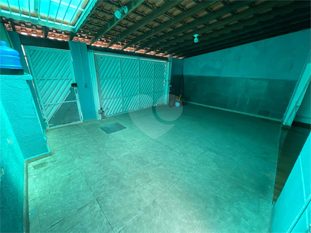 Casa para Venda em Poá - 2