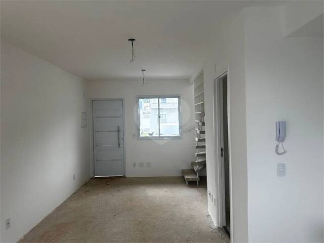 #REO1060659 - Casa em condomínio para Venda em Suzano - SP