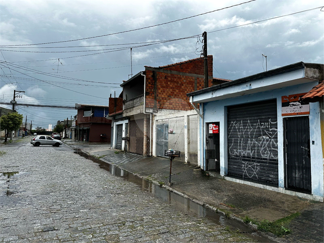 Casa para Venda em Suzano - 2