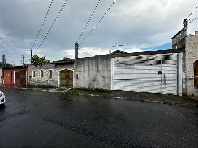 Casa para Venda em Poá - 2