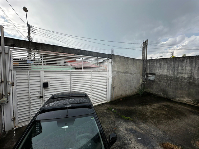 Casa para Venda em Poá - 3