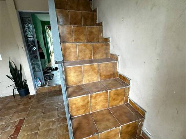 Casa para Venda em Poá - 3