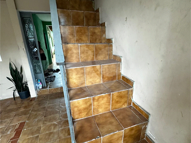 Casa para Venda em Poá - 3