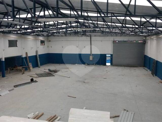 #REO1052698 - Conjunto Comercial para Venda em Poá - SP