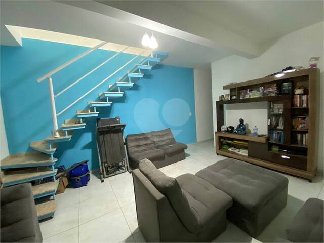 Sobrado para Venda em Itaquaquecetuba - 4