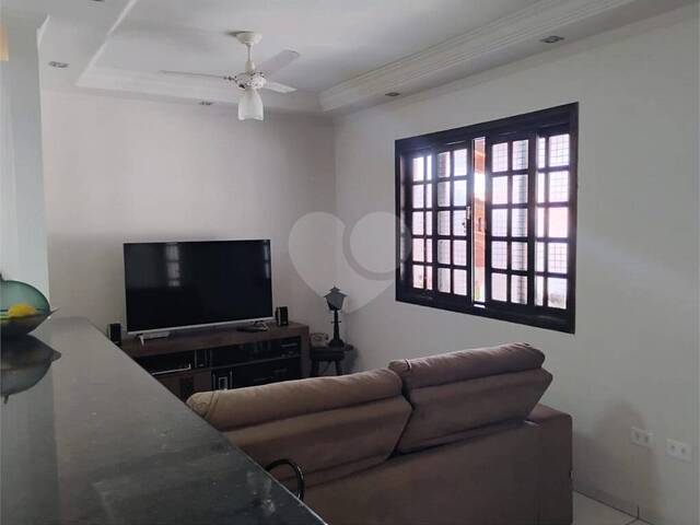 Casa para Venda em Poá - 2