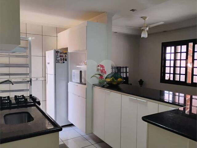 Casa para Venda em Poá - 5