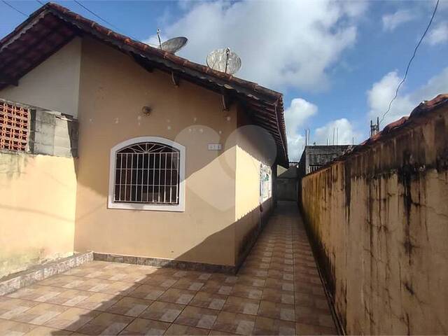 Casa para Venda em Itanhaém - 2