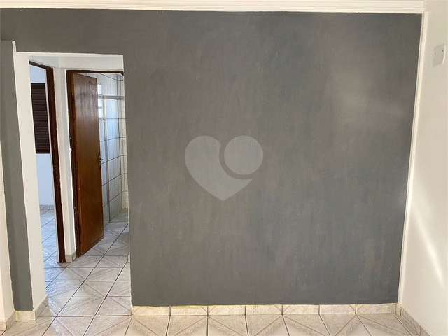 Venda em Jardim Adriane - Itaquaquecetuba