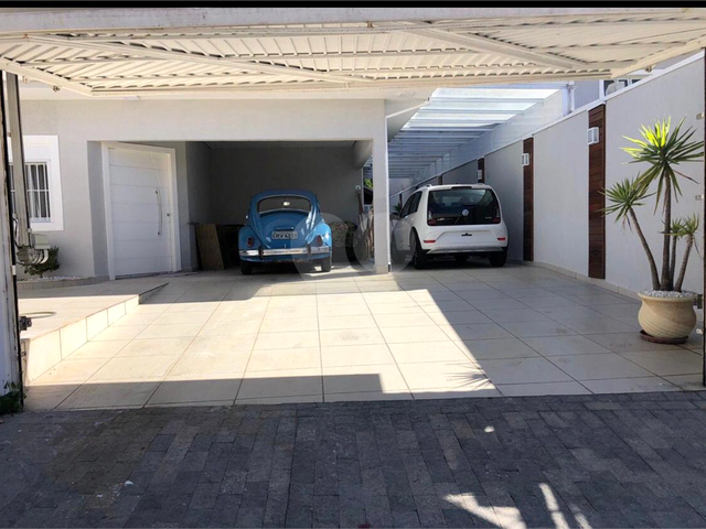 Casa para Venda em Poá - 2