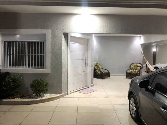 Casa para Venda em Poá - 3