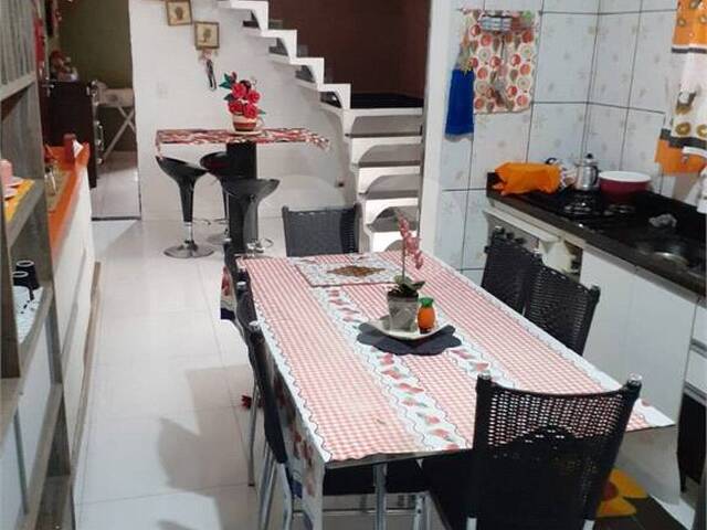 Casa para Venda em Poá - 3