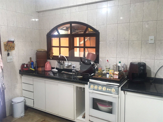 #REO975303 - Casa para Venda em Poá - SP