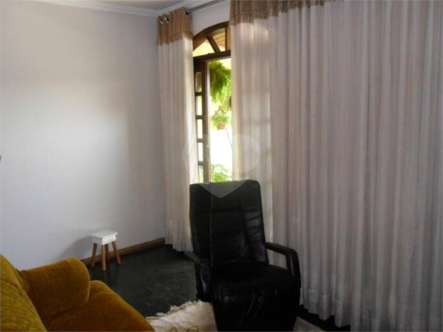 Casa para Venda em Poá - 4