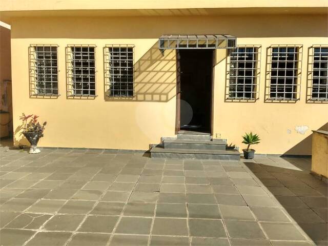 Casa para Venda em Poá - 4