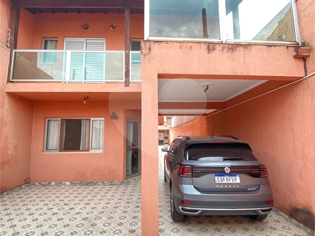 #REO861243 - Sobrado para Venda em Suzano - SP