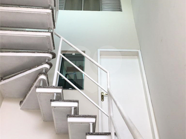 Sobrado para Venda em Itaquaquecetuba - 5