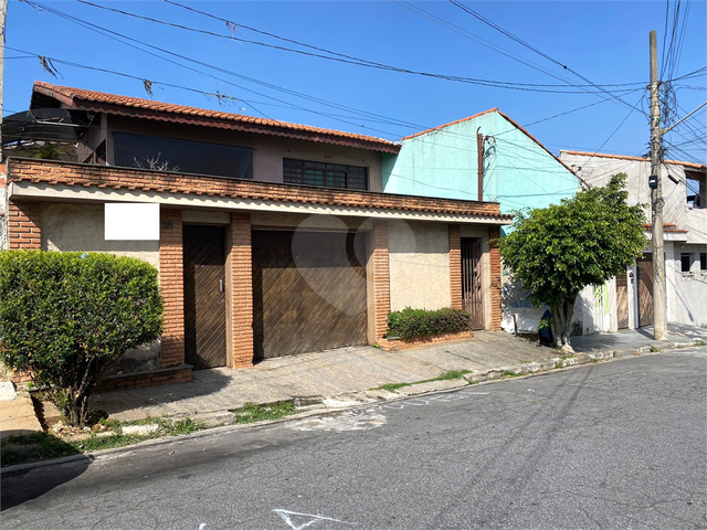 #REO890032 - Casa para Venda em Ferraz de Vasconcelos - SP