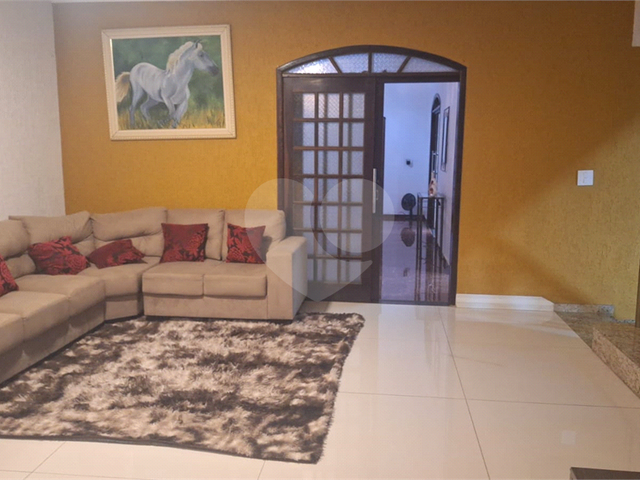 Sobrado para Venda em Ferraz de Vasconcelos - 5