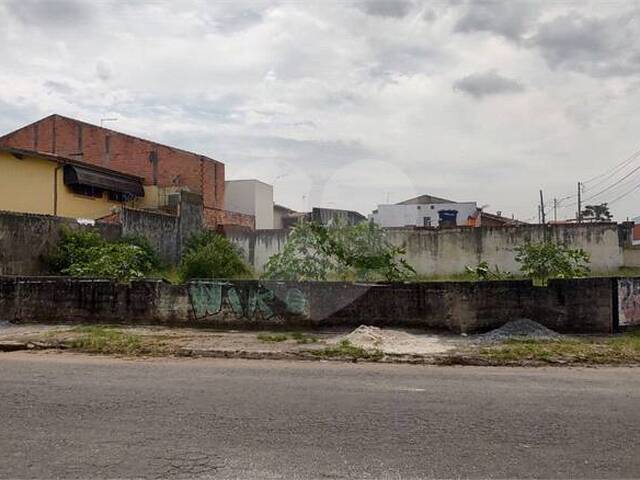 Terreno para Venda em Suzano - 2