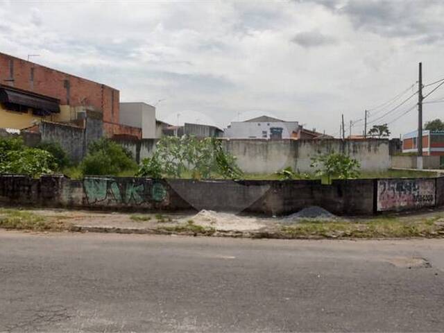 Terreno para Venda em Suzano - 4