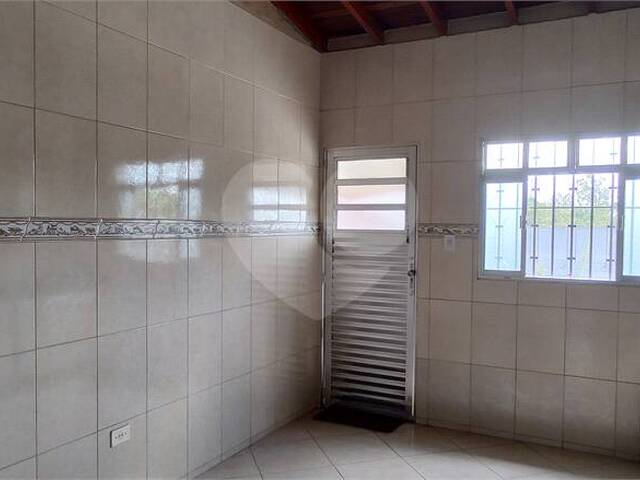 Casa para Venda em Poá - 5