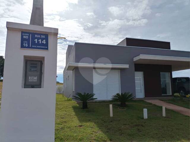 #REO907014 - Casa em condomínio para Venda em Águas de Santa Bárbara - SP