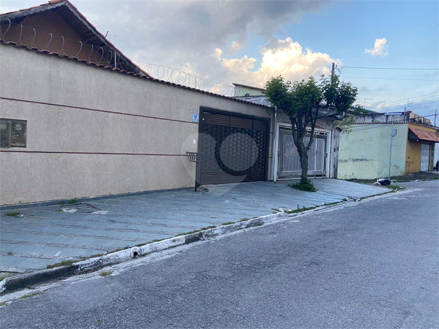 #REO902318 - Casa para Venda em Poá - SP