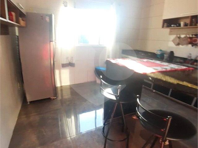 Sobrado para Venda em Itaquaquecetuba - 4