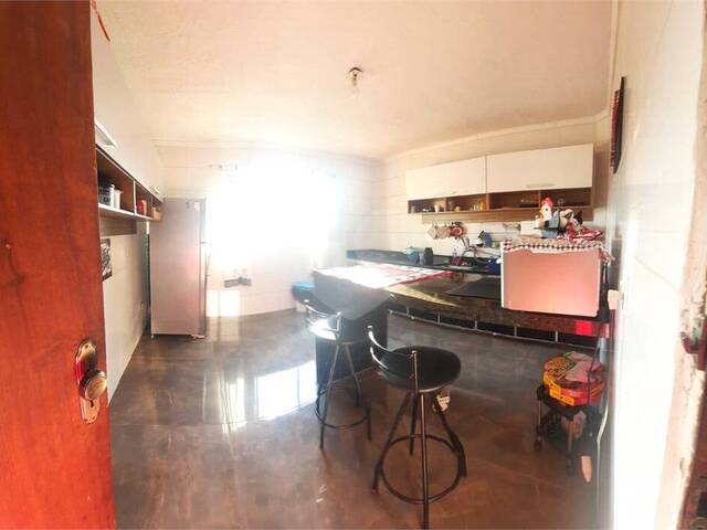 Sobrado para Venda em Itaquaquecetuba - 5