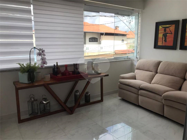 Sobrado para Venda em Poá - 4