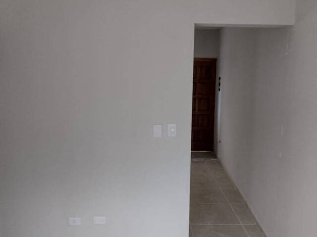 Sobrado para Locação em Poá - 5