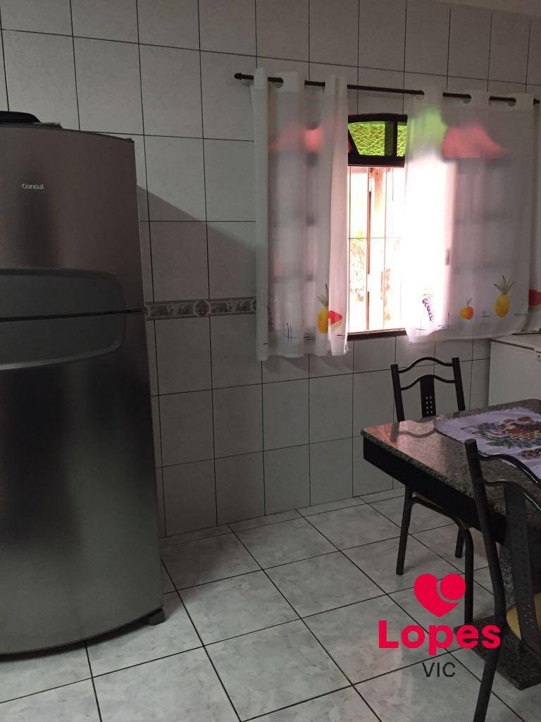 Casa à venda com 3 quartos, 230m² - Foto 5