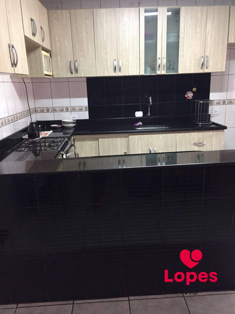 Casa à venda com 3 quartos, 230m² - Foto 7