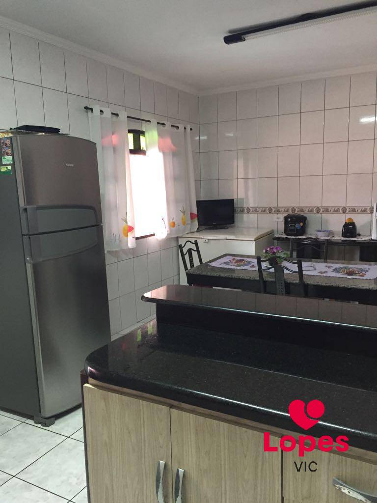 Casa à venda com 3 quartos, 230m² - Foto 6