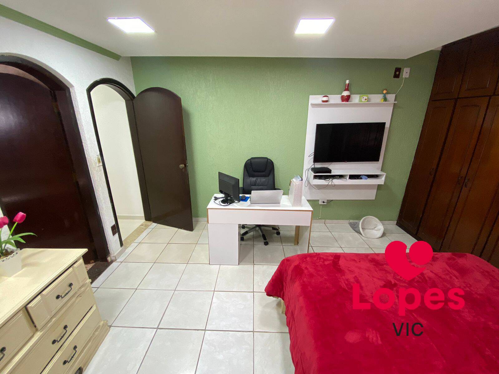 Casa, 3 quartos, 235 m² - Foto 26