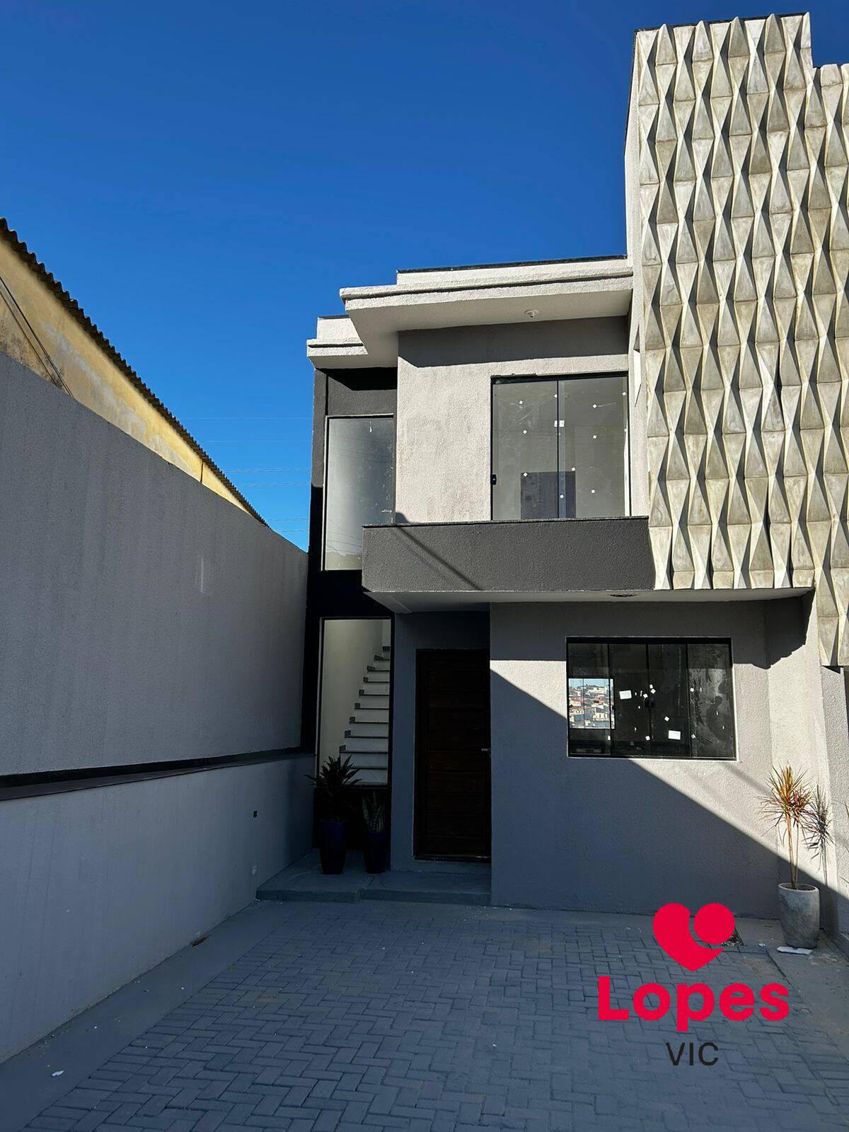 SOBRADO - VILA LAVÍNIA - MOGI DAS CRUZES/SP
